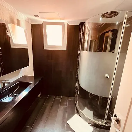 Banus Hause Apartment *