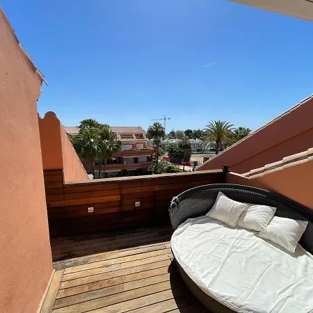 Banus Hause Apartamento