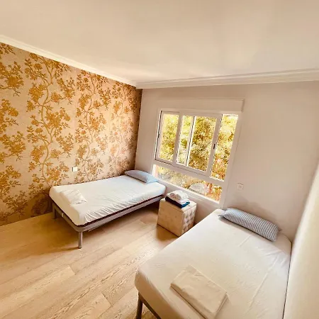 Banus Hause Apartamento *
